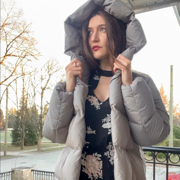 The Duvet Puffer Mid Jacket - Picture 3 of 5